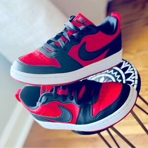 Nike Court Borough Low